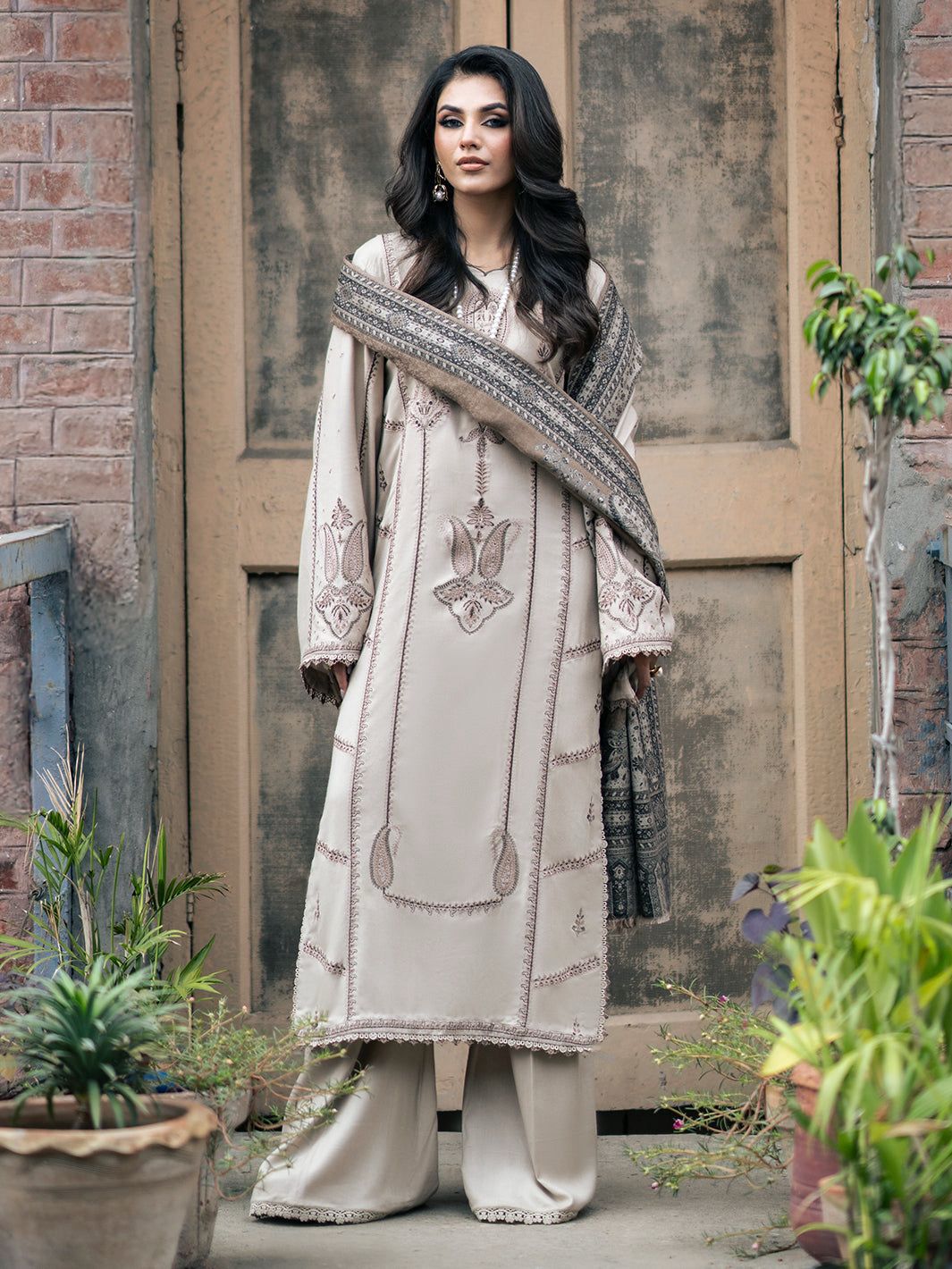 #464 High-Fashion Airjet Dhanak Dress – Rich Fabric, Elegant Fall AR
