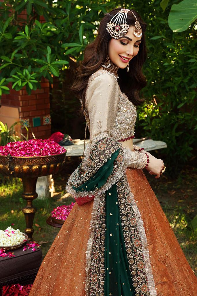 #189 Ruedad-e-Sahr – Blush Elegance in a Heavily Embellished Bridal Max NIN