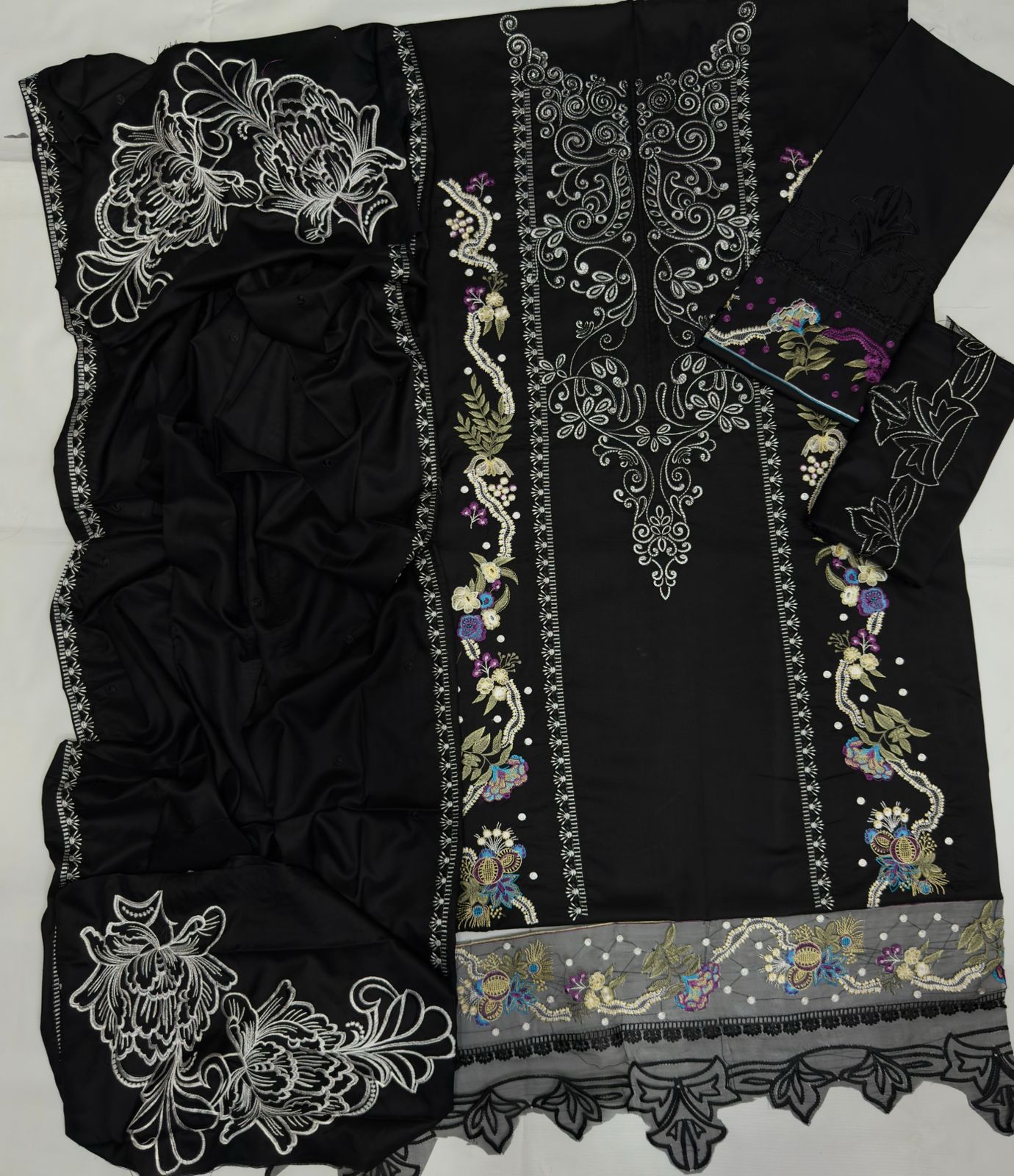 # 5024--45 🌸 Mushq Brand – Luxury 3-Piece Pure Wool Dhanak Embroidered Suit 💯 | Winter Collection AB