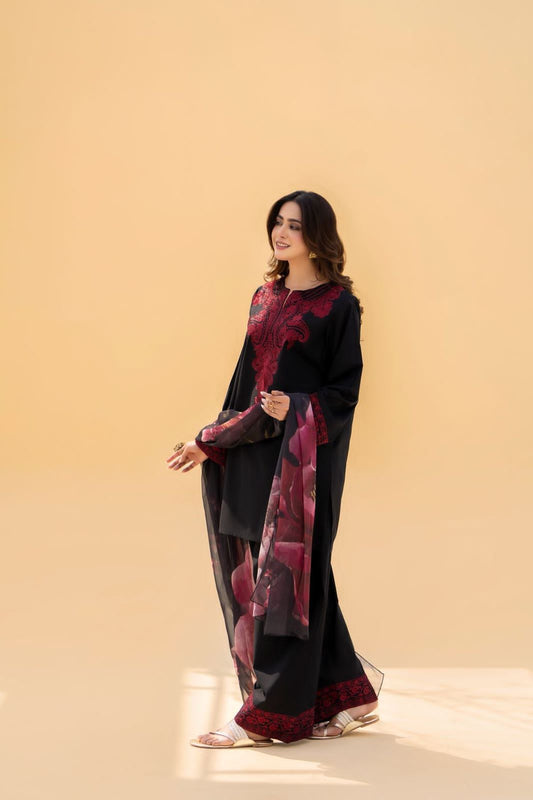 #0022  Zaroon Style – Where Tradition Meets Trend  AR